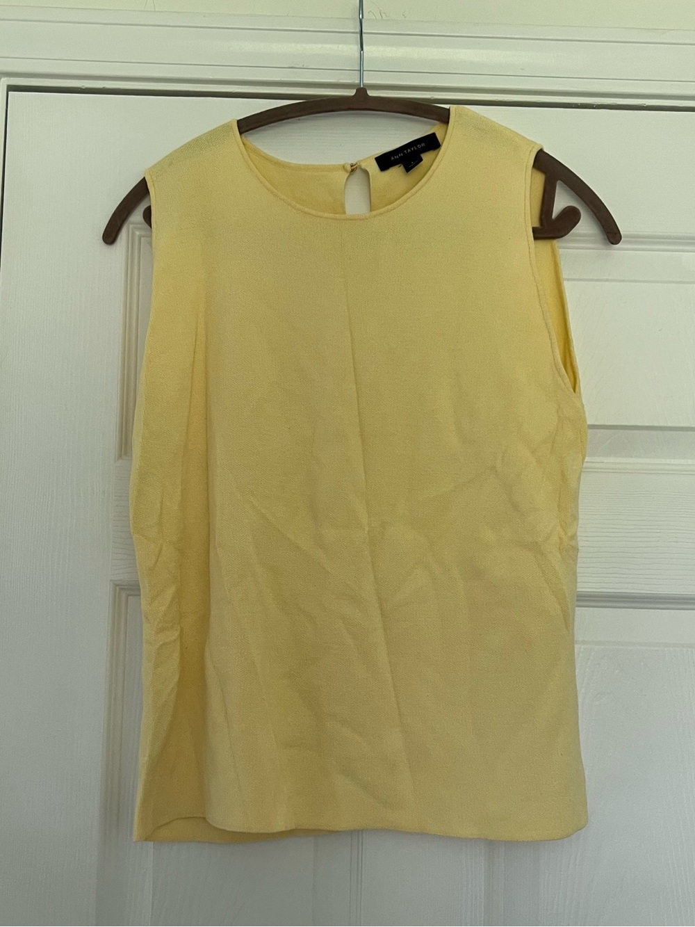 Ann Taylor Pale Yellow Sleeveless Shell Top